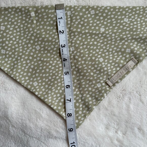 NWT Loic by Design Ditsy Daisy Floral Dog Bandana, Taupe + White, Size Medium - Picture 12 of 13